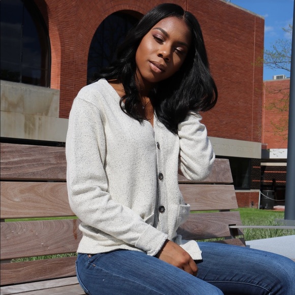 Meet your Posher, Paige - Picture 2 of 2